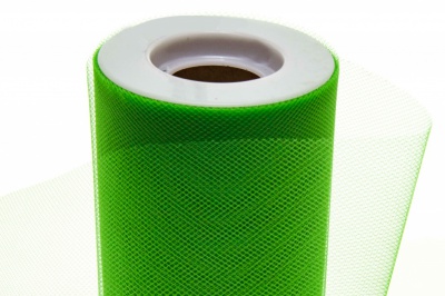 Фатин в шпульках 16-146, 10 гр/м2, шир. 15 см (в нам. 25+/-1 м), цвет зелёный - купить в Сарапуле. Цена: 100.69 руб.