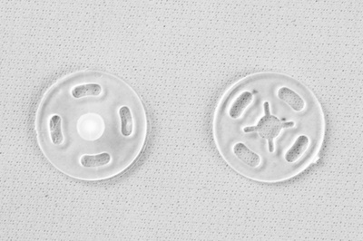 Кнопки пришивные пластиковые 13 мм, блистер 24шт, цв.-прозрачные - купить в Сарапуле. Цена: 62.27 руб.