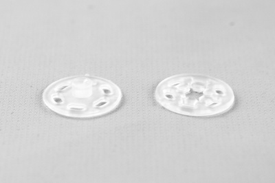Кнопки пришивные пластиковые 15 мм, блистер 24шт, цв.-прозрачные - купить в Сарапуле. Цена: 68.79 руб.